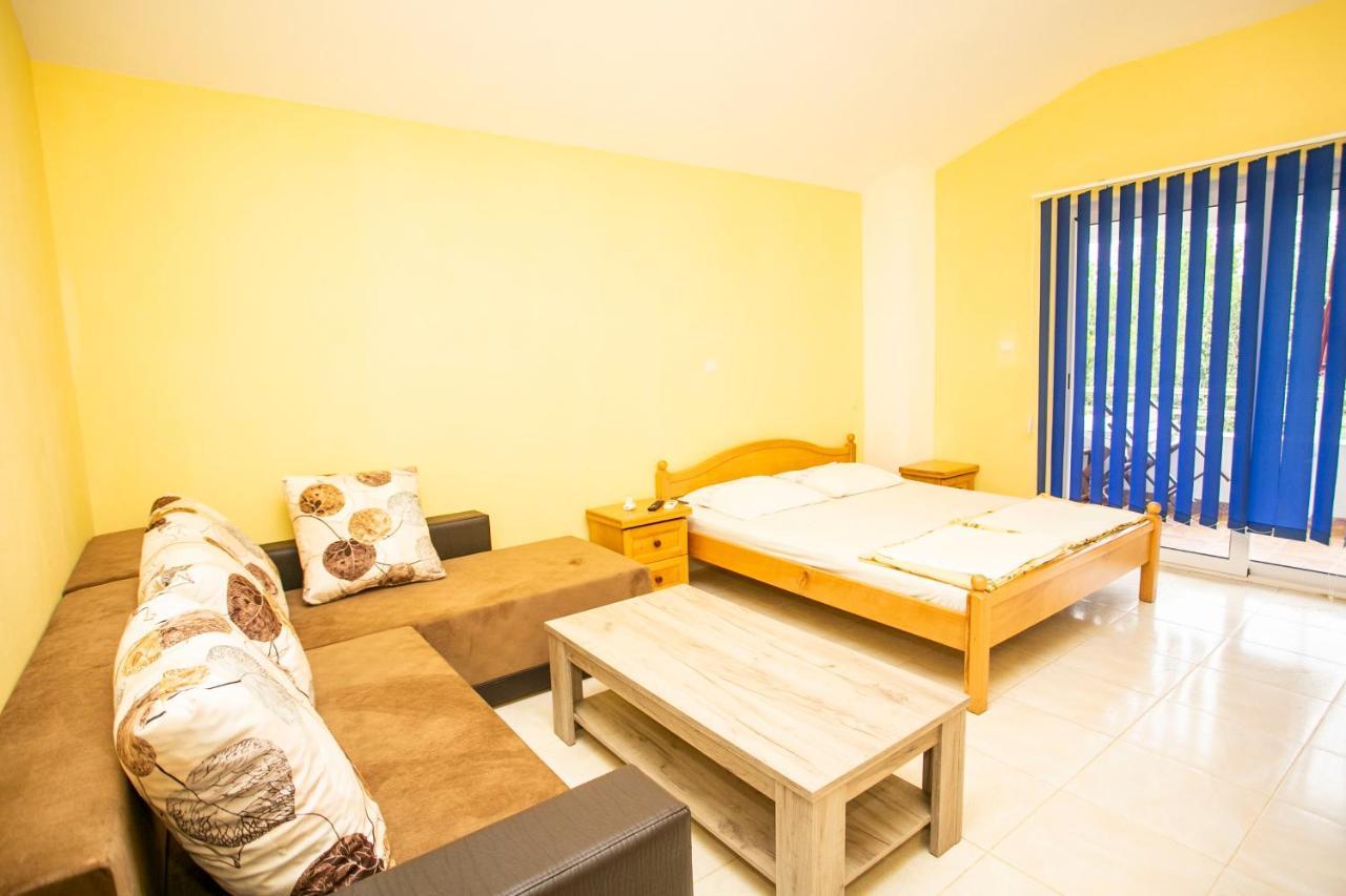 Casa Agata Apartment Ulcinj Ngoại thất bức ảnh